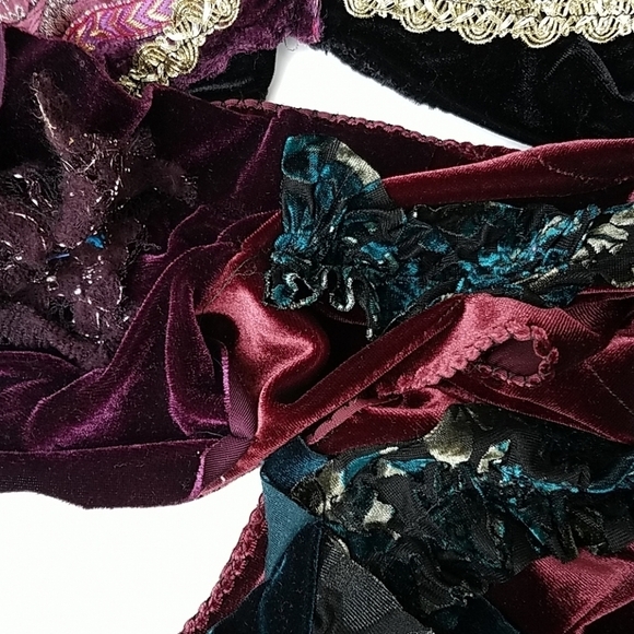 Handmade Velvet Scarf pieces recycled vintage trim - Picture 4 of 6
